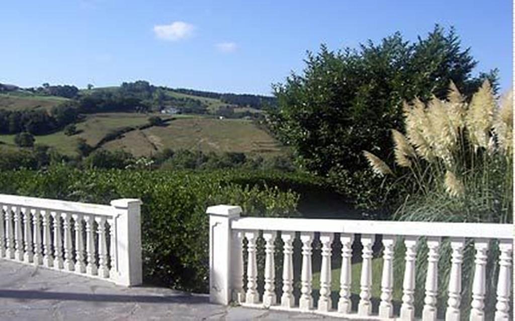 Hotel Tolare-Berri Zestoa Exterior foto