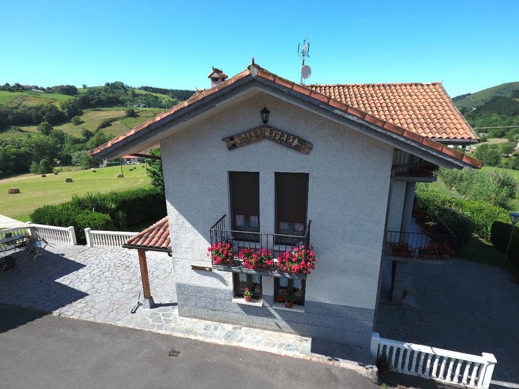 Hotel Tolare-Berri Zestoa Exterior foto